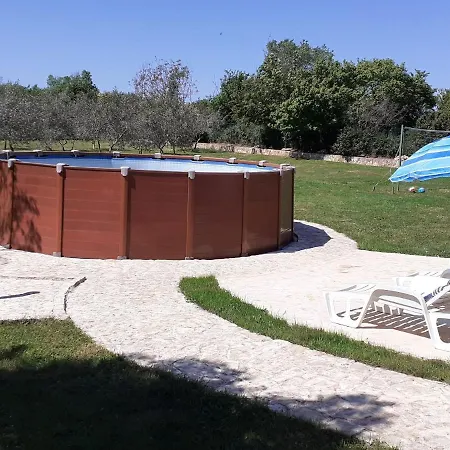 Holiday home Tranquil In With Swimming Pool Pula