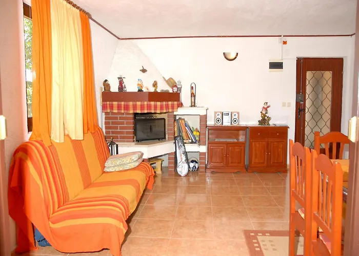 펜션 Charming Pool Near *