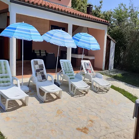 別荘 Charming Pool Near *